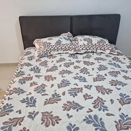 Apartament Cozzy Tirana