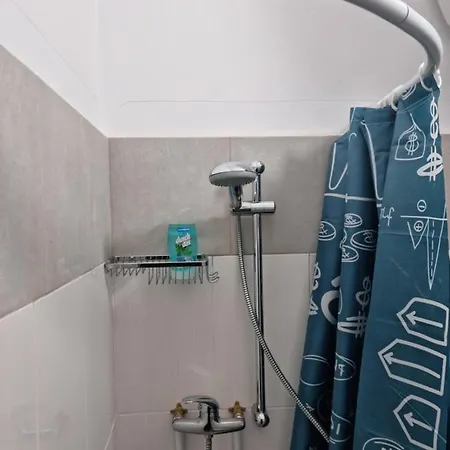 Cozzy Apartament *